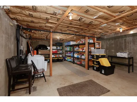 1300 Indian Creek Road Hood River OR 97031