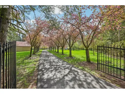31415 NE 74th Avenue La Center WA 98629