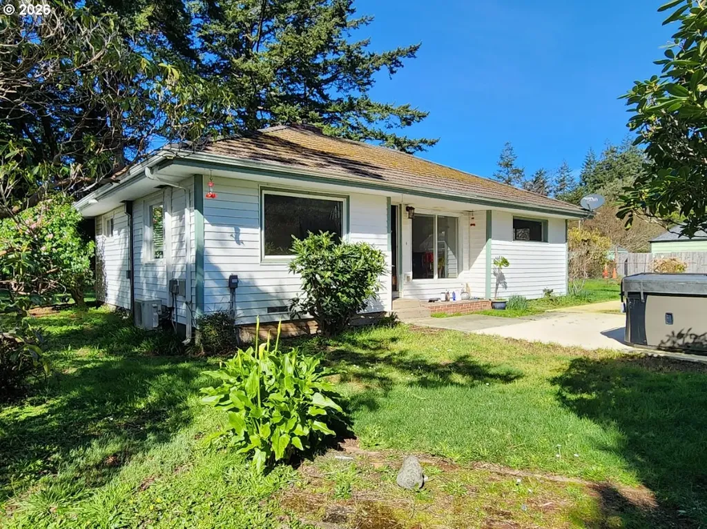 2605 Port Orford Loop Road Port Orford OR 97465