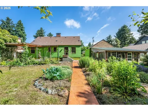 4650 NE Simpson Street Portland OR 97218