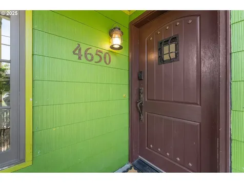 4650 NE Simpson Street Portland OR 97218