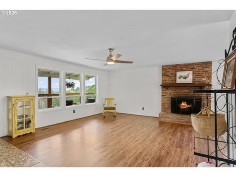 24215 NE Happy Hill Lane Newberg OR 97132
