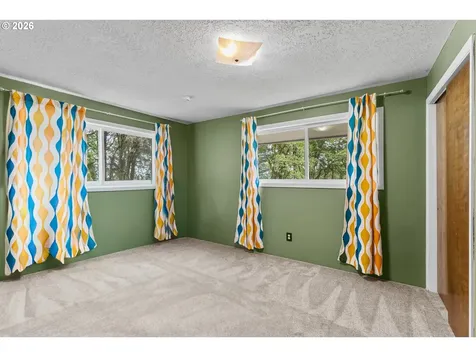 24215 NE Happy Hill Lane Newberg OR 97132