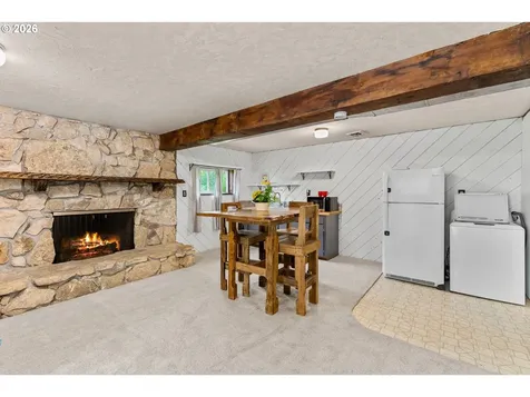 24215 NE Happy Hill Lane Newberg OR 97132