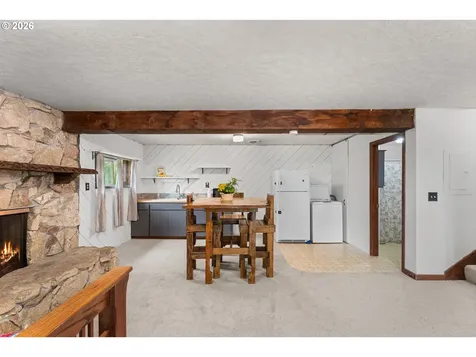 24215 NE Happy Hill Lane Newberg OR 97132