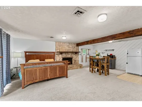 24215 NE Happy Hill Lane Newberg OR 97132