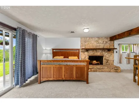 24215 NE Happy Hill Lane Newberg OR 97132