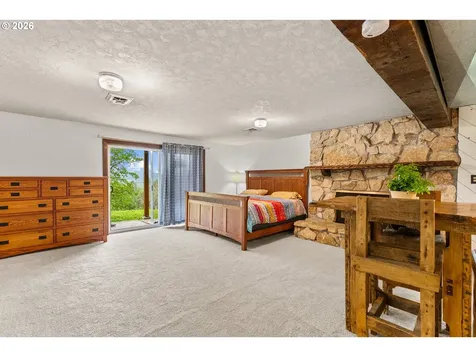 24215 NE Happy Hill Lane Newberg OR 97132