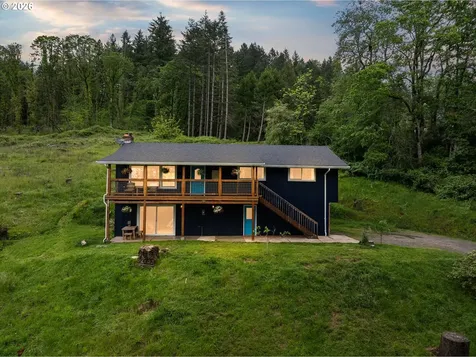 24215 NE Happy Hill Lane Newberg OR 97132