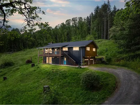 24215 NE Happy Hill Lane Newberg OR 97132