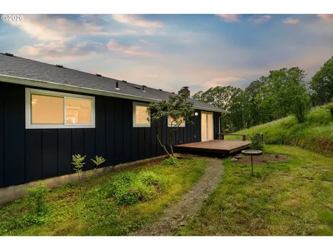 24215 NE Happy Hill Lane Newberg OR 97132