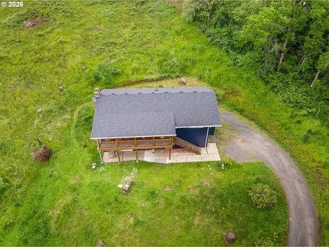24215 NE Happy Hill Lane Newberg OR 97132