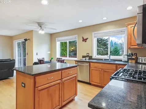 5333 NW Lianna Way Portland OR 97229