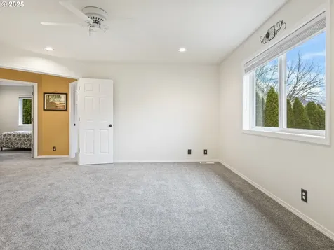 5333 NW Lianna Way Portland OR 97229