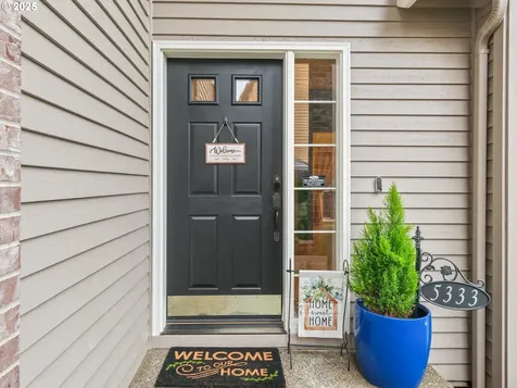 5333 NW Lianna Way Portland OR 97229