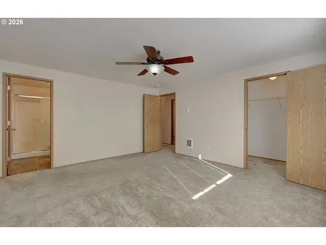 18716 SE 11th Street Vancouver WA 98683