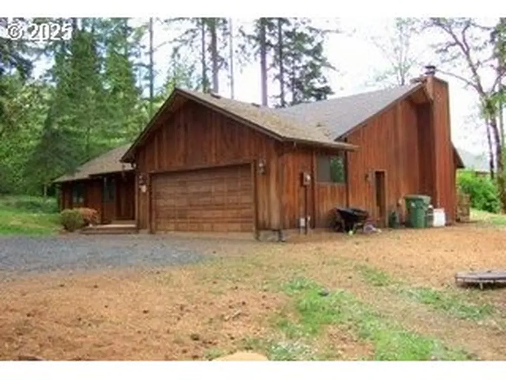 24799 Bolton Hill Road Veneta OR 97487