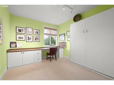 2443 N 3rd Street Washougal WA 98671