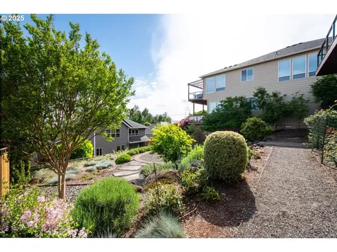 2443 N 3rd Street Washougal WA 98671