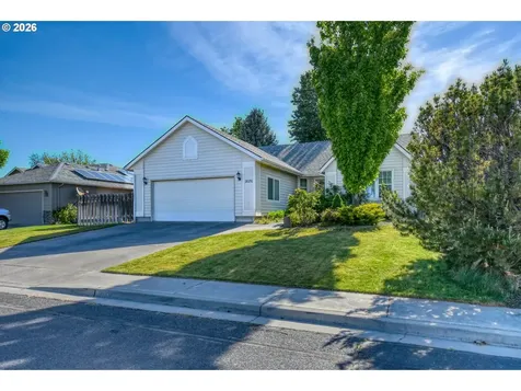 1626 SW 3rd Street Pendleton OR 97801