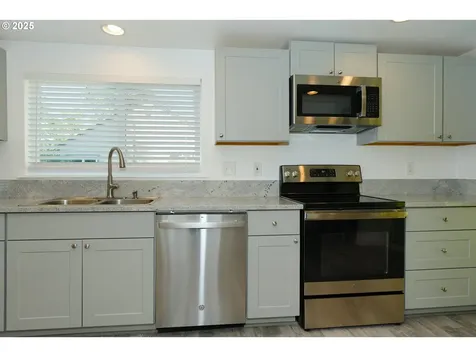 2650 SE 164th Avenue Portland OR 97236