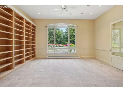 24925 SW Ladd Hill Road Sherwood OR 97140