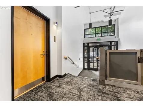1400 NW Irving Street Portland OR 97209
