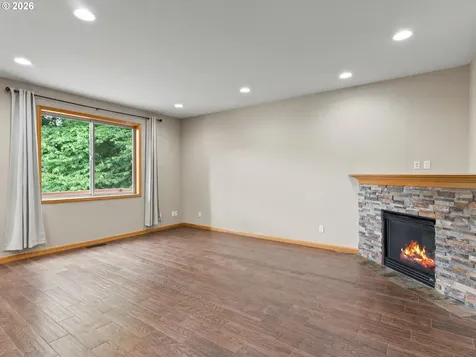 860 N P Street Washougal WA 98671