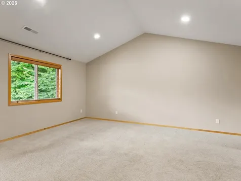 860 N P Street Washougal WA 98671