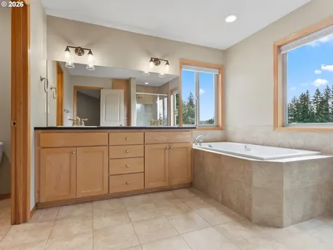 860 N P Street Washougal WA 98671