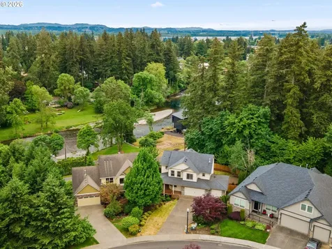860 N P Street Washougal WA 98671
