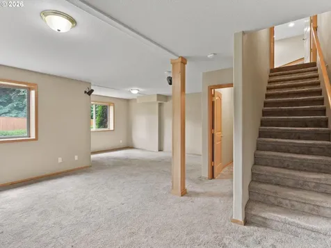 860 N P Street Washougal WA 98671