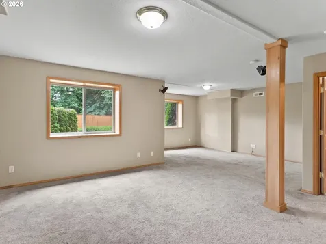 860 N P Street Washougal WA 98671