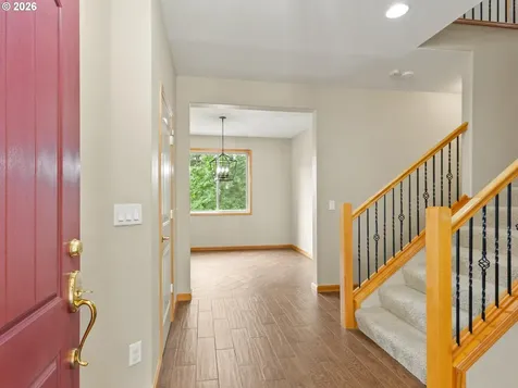 860 N P Street Washougal WA 98671