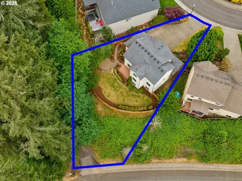 860 N P Street Washougal WA 98671