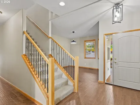 860 N P Street Washougal WA 98671