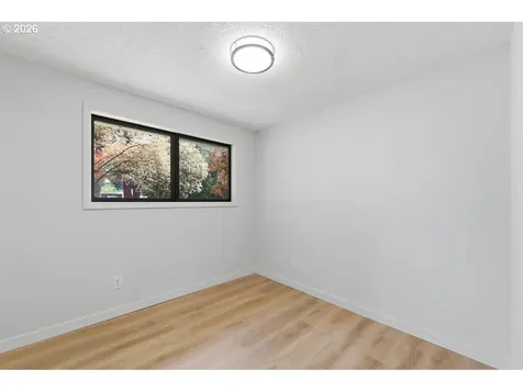 2137 SE 130th Avenue Portland OR 97233