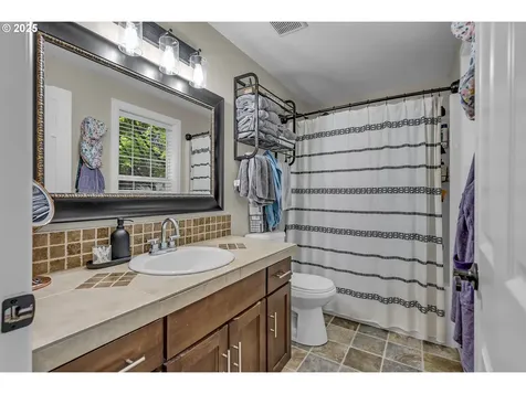 13802 NE 33rd Circle Vancouver WA 98682