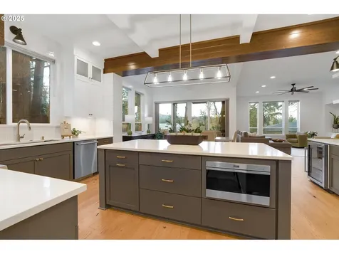 4440 Upper Drive Lake Oswego OR 97035