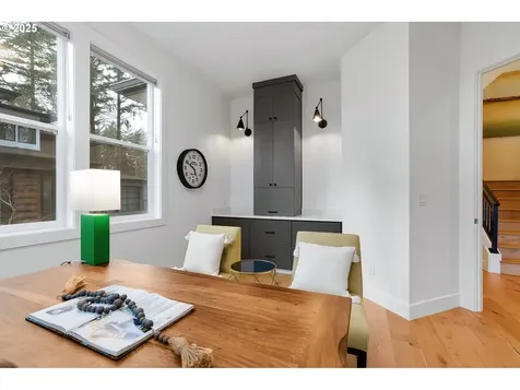 4440 Upper Drive Lake Oswego OR 97035