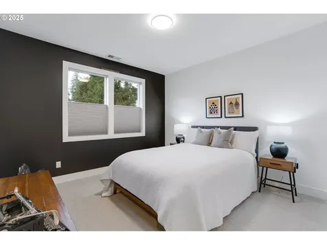 4440 Upper Drive Lake Oswego OR 97035