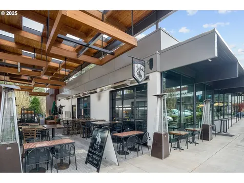 4440 Upper Drive Lake Oswego OR 97035