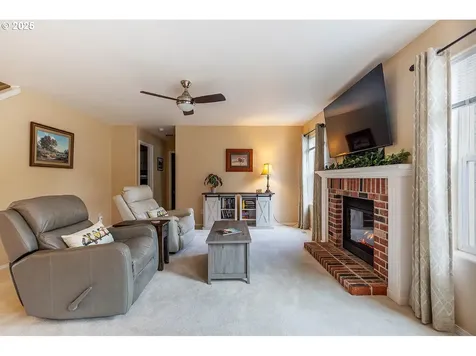 152 NE Autumnwood Terrace Hillsboro OR 97124