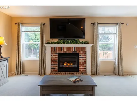 152 NE Autumnwood Terrace Hillsboro OR 97124