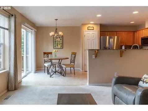 152 NE Autumnwood Terrace Hillsboro OR 97124