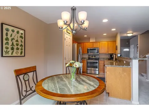 152 NE Autumnwood Terrace Hillsboro OR 97124