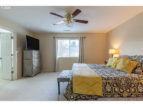 152 NE Autumnwood Terrace Hillsboro OR 97124