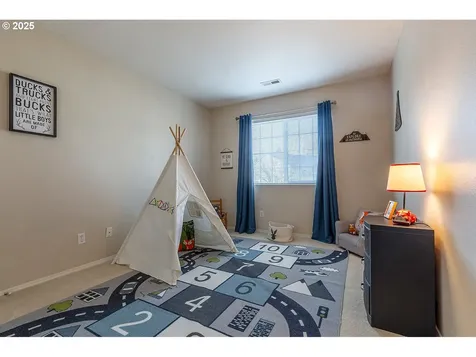 152 NE Autumnwood Terrace Hillsboro OR 97124