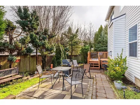 152 NE Autumnwood Terrace Hillsboro OR 97124