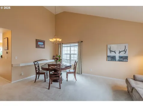 152 NE Autumnwood Terrace Hillsboro OR 97124